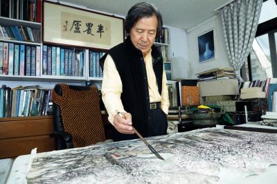 藝術家王南雄 藝術家王南雄