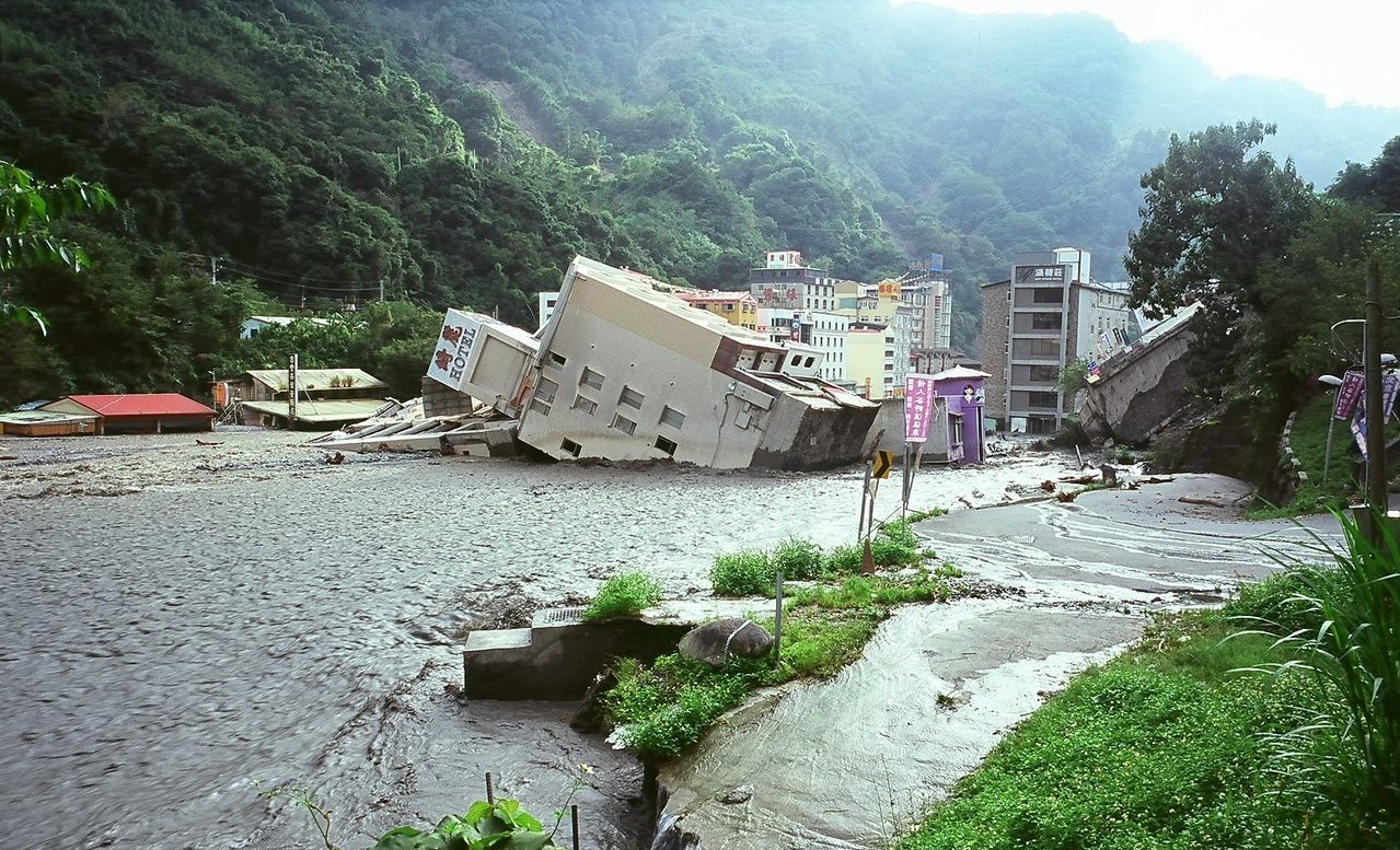 �q�������f�s�Ŭu��823�x�a �x�W�p��½��T���J�R�H