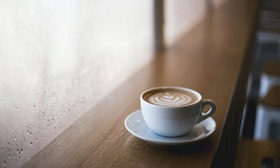 傳統濾泡咖啡比膠囊咖啡碳排更高？來杯低碳又香醇的咖啡