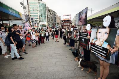 在台灣的各個角落，尚有一群年輕人，自己出錢出力 來推廣蔬食及動物平權的理念。