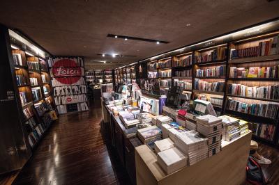 敦南店20多年來，藝術書區佔地比例始終最大。 