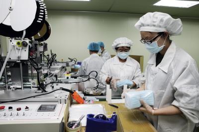 口罩國家隊以精準快速戰力,協助防疫,還作外交。 (林格立攝) 口罩國家隊以精準快速戰力,協助防疫,還作外交。 (林格立攝)