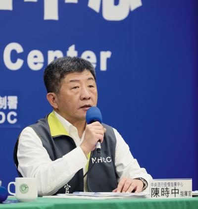 衛福部長陳時中用專業帶領防疫 團隊,是民眾眼中的防疫英雄。(林格立攝) 衛福部長陳時中用專業帶領防疫 團隊,是民眾眼中的防疫英雄。(林格立攝)