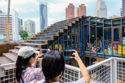 座落於工地旁的工家美術館，導入友善 工地環境的思維， 開啟工務所的另一種可能。 
