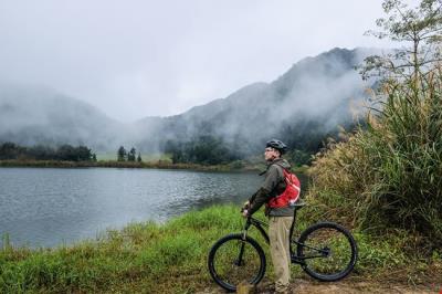海景•平原•溪水•山林 