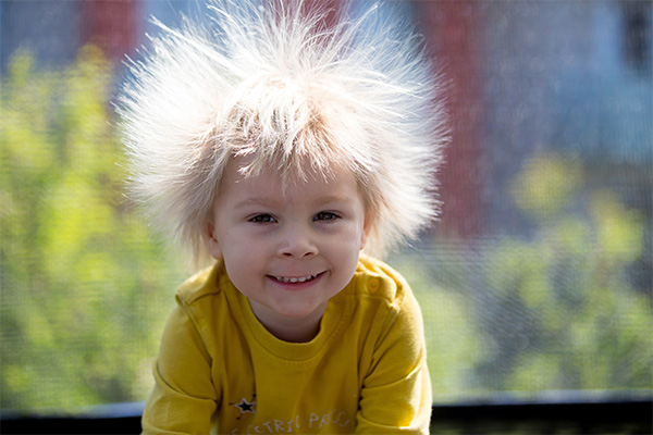 AbV`OPRqSOӡuqv? The Shocking Truth about Static Electricity