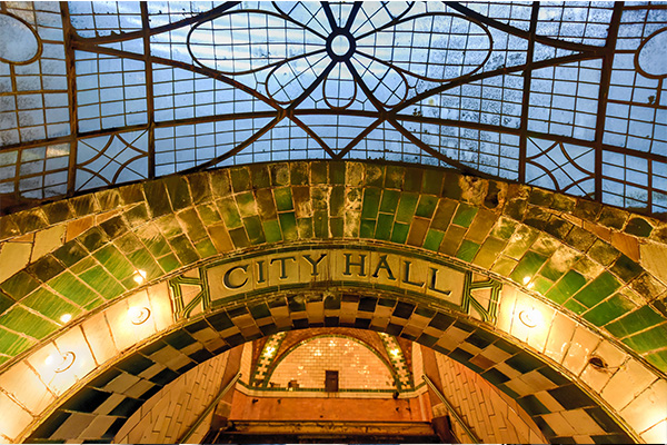 ìFaKӽɥȦaI Travel Back in Time with City Hall Station
